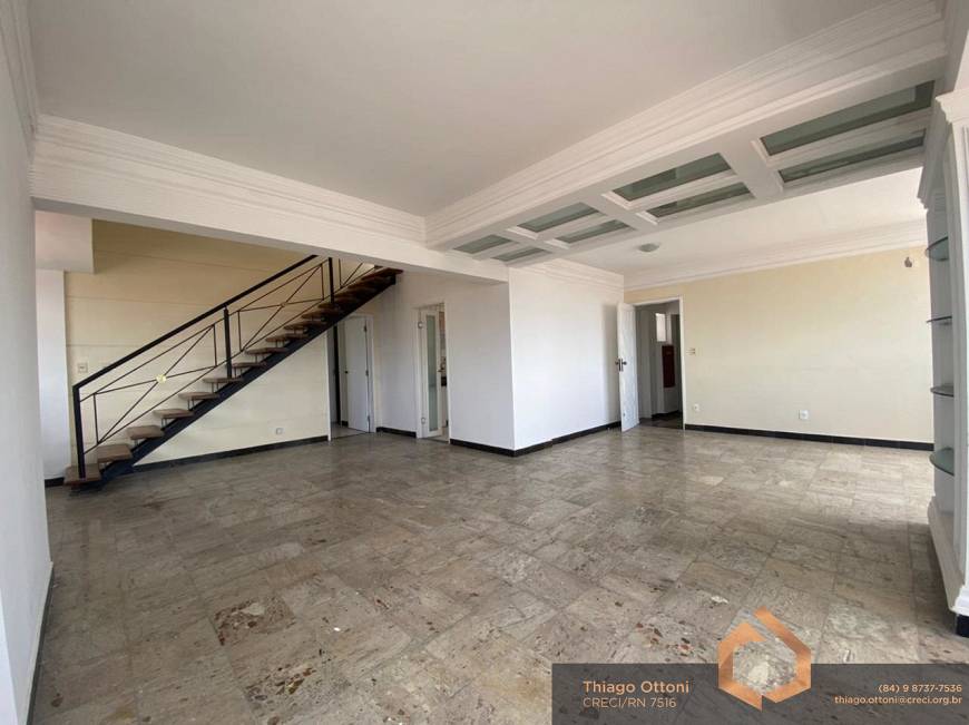 Apartamento com 4 Quartos e 4 banheiros à Venda, 220 m² 5 description